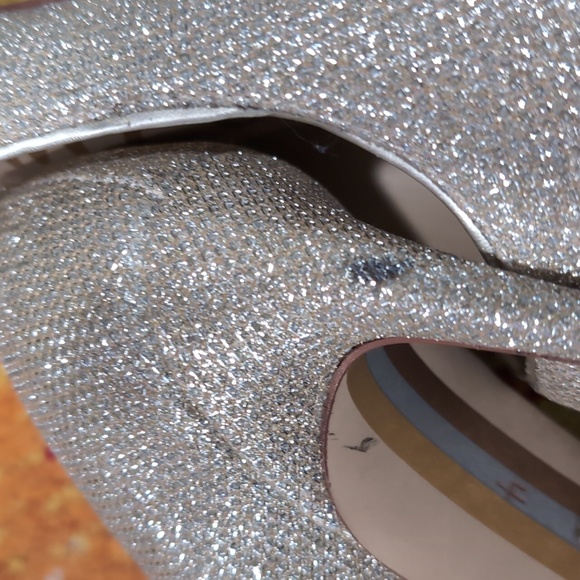 Sam Edelman Gold Women's Shoes - Picture 3 of 6